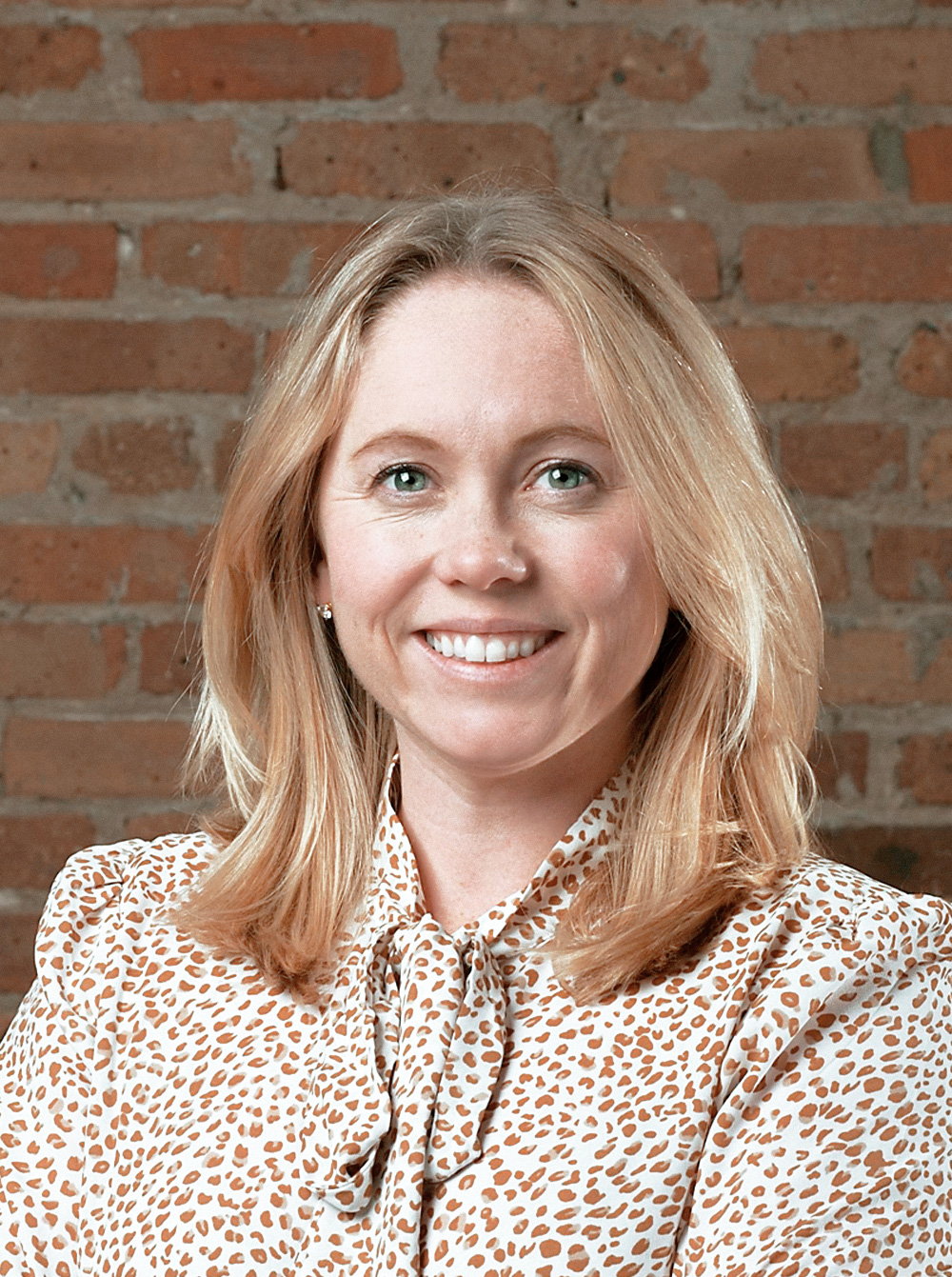 4-cooler-logistics-culture-content-listing-leadership-member-3-leigh-barnard-chief-operations-officer-coo